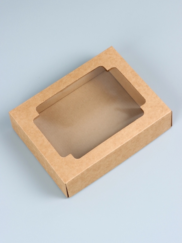Коробка сборная без печати крышка-дно бурая с окном 18 х 15 х 5 см