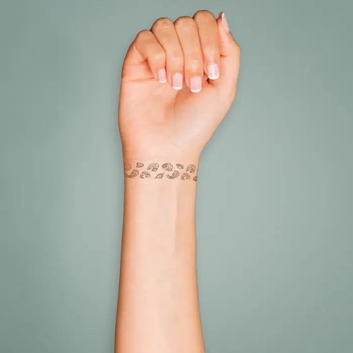 Переводная тату на тело чёрная &laquo;Браслет. Ракушки&raquo;, 20&times;3 см