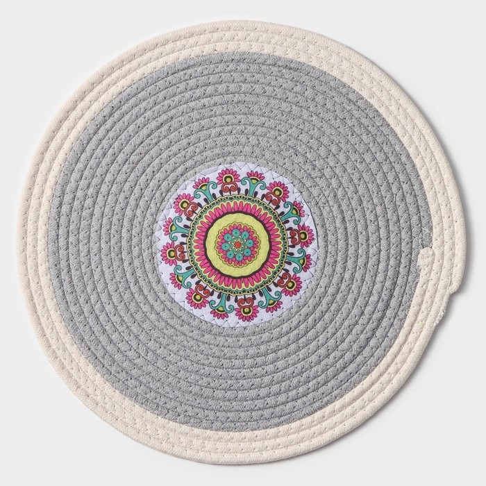 Салфетка сервировочная на стол Доляна &laquo;Мира&raquo;, d=38 см, цвет серый, рисунок МИКС