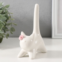 Сувенир керамика "Котик белый с длинным хвостом и розовым цветком" 9,4х5,3х14 см