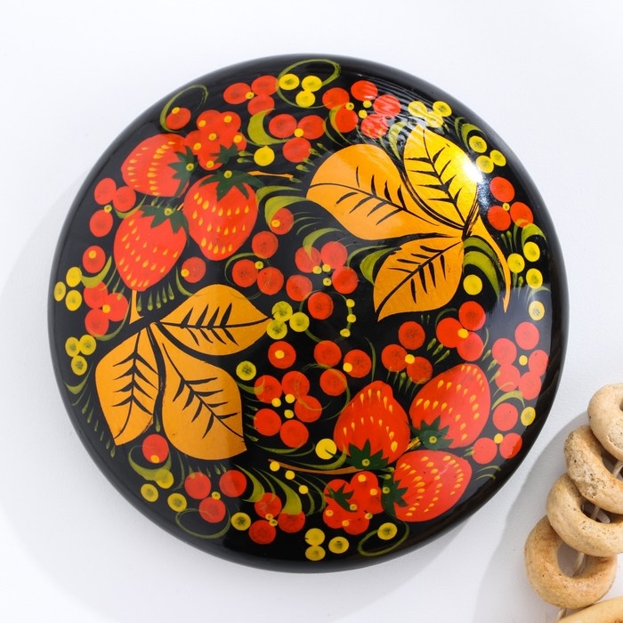 Коробка &laquo;Ягодка&raquo;, большая, 12-13&times;9-10 см, хохлома