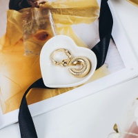 Подставка для украшений универсальная &laquo;Сердце&raquo;, 7,3&times;8&times;2,3 см, цвет белый