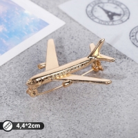 Брошь «Самолёт» цвет золото Брошь «Самолёт» цвет золото