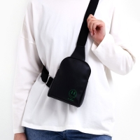 Сумка через плечо NAZAMOK «На рейве» Сумка через плечо NAZAMOK «На рейве»