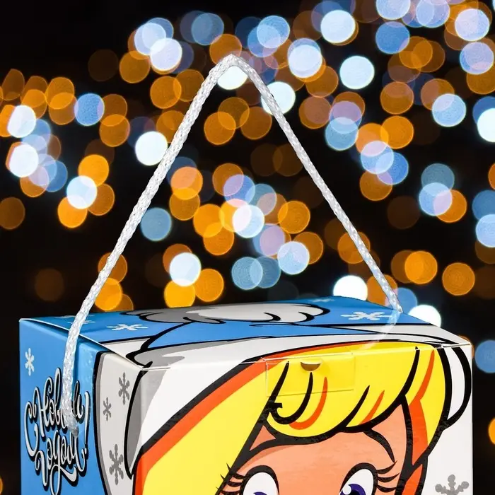 Коробка подарочная новогодняя &laquo;Снегурочка&raquo;,12&times;12&times;15.5 см