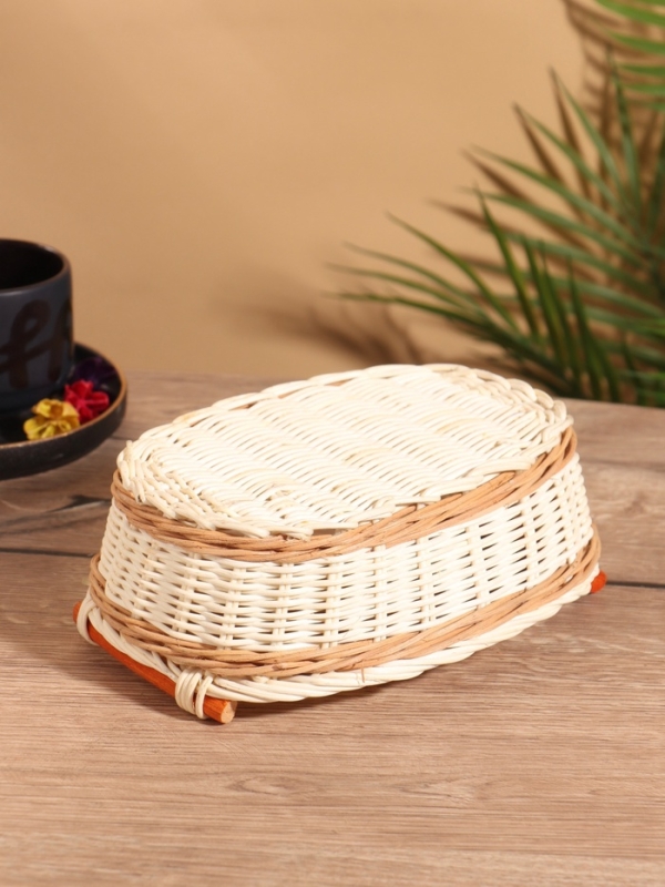 Корзина плетеная 25,5х16х8 см +/- 3 см  ротанг