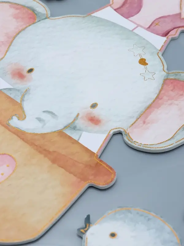 Наклейка интерьерная "Слонёнок" 31х60 см