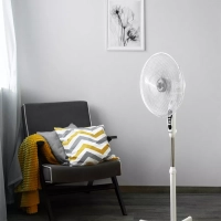 Напольный электрический вентилятор