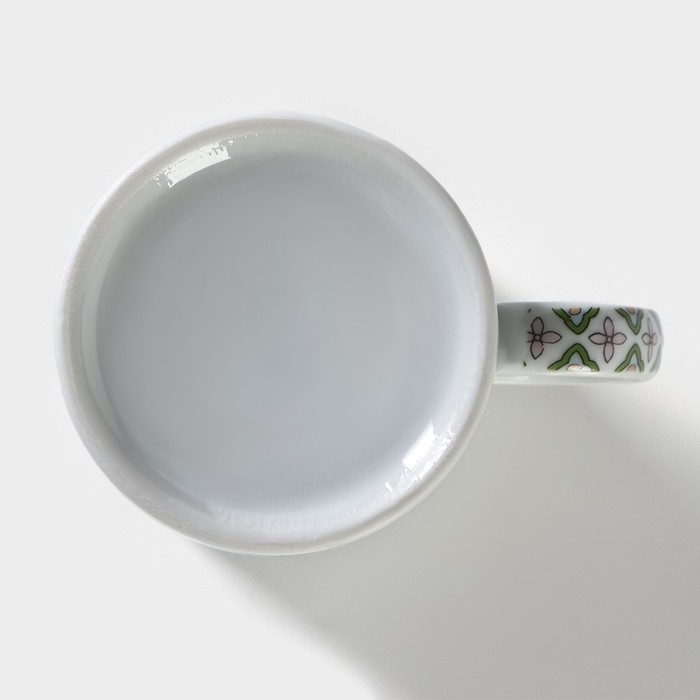 Кружка керамическая с крышкой и ситом &laquo;Цветы&raquo;, 300 мл