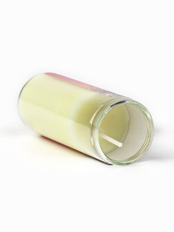 Свеча в колбе "Все начинается с любви" 8 х 3 см