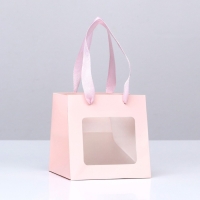 Пакет подарочный, крафт, с окном, &laquo;Розовый&raquo;, 15 х 15 х 15 см
