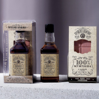 Новогодний подарочный набор косметики &laquo;Крутому мужику&raquo;, гель для душа во флаконе виски 250 мл и мыло для рук 80 г , Новый Год