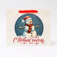 Новый год. Пакет подарочный новогодний бумажный, "Снеговик", 31 х 26 х 11 см. Новый год. Пакет подарочный новогодний бумажный, "Снеговик", 31 х 26 х 11 см.