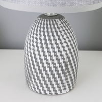 Лампа настольная с абажуром "Рабица серый" Е14 18х18х29 см RISALUX Лампа настольная с абажуром "Рабица серый" Е14 18х18х29 см RISALUX