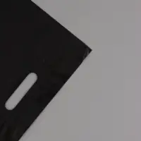 Пакет полиэтиленовый с вырубной ручкой, Чёрный 30-40 См, 60 мкм