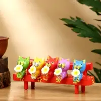 Сувенир "Котята на скамейке" дерево 19х8х6 см, цв. красный