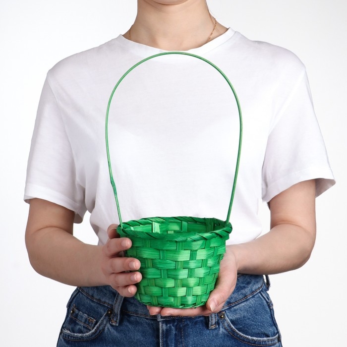 Корзина плетёная, бамбук, зелёная, средняя Корзина плетёная, бамбук, зелёная, средняя