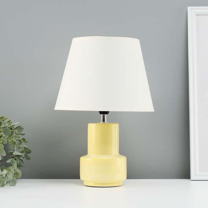 Лампа настольная "Теория" 1х40Вт Е14 бежевый 22,2х22,2х33см