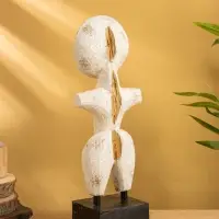 Сувенир на подставке "Человечек" дерево 15х10х45 см, цв. белый