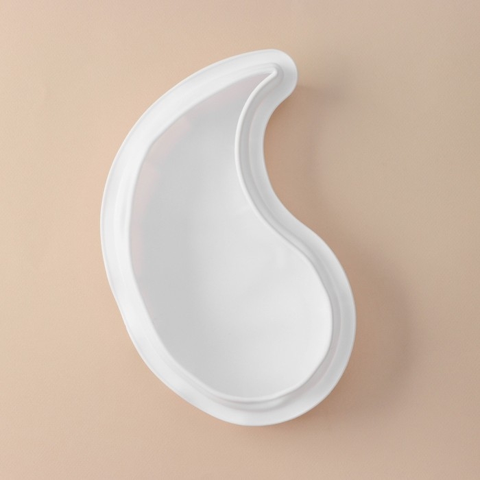 Форма для муссовых десертов и выпечки KONFINETTA &laquo;Инь и Ян&raquo;, силикон, 28&times;16.5 см, белая