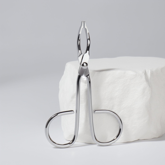 Пинцет в форме ножниц, прямой, 8,2 см, цвет серебристый Пинцет в форме ножниц, прямой, 8,2 см, цвет серебристый