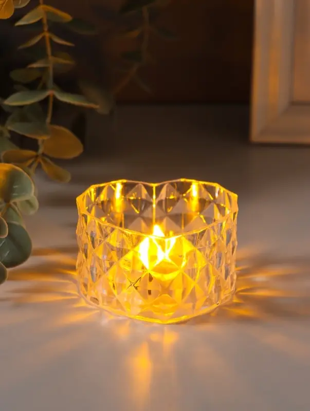 Светодиодная свеча LED "Свеча в сердце" от батареек 3хLR1130, прозрачный 6,7х6,5х3,8 см