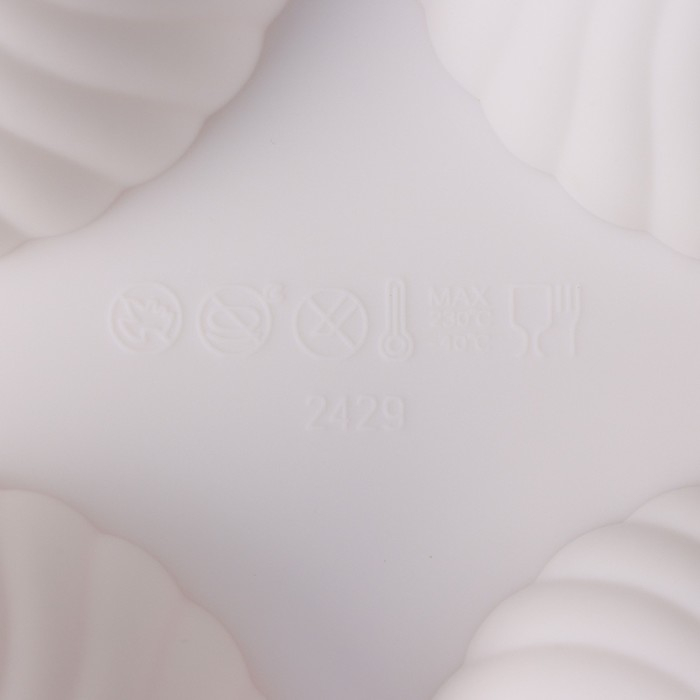 Форма для муссовых десертов и выпечки KONFINETTA &laquo;Купол&raquo;, силикон, 30&times;17,5&times;4 см, 6 ячеек (d=7,5 см), цвет белый