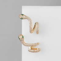 Серьги со стразами «Змея» изогнутая, цвет белый в золоте Серьги со стразами «Змея» изогнутая, цвет белый в золоте