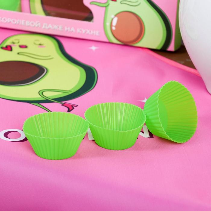 Набор &laquo;Avoqueen&raquo; кухонный фартук 50см х 70см и формы для выпечки