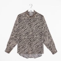 Блузка женская, цвет экрю, принт зебра, размер 54