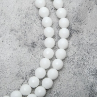 Бусины на нити шар №10 гранёный &laquo;Агат белый&raquo; (38 бусин)