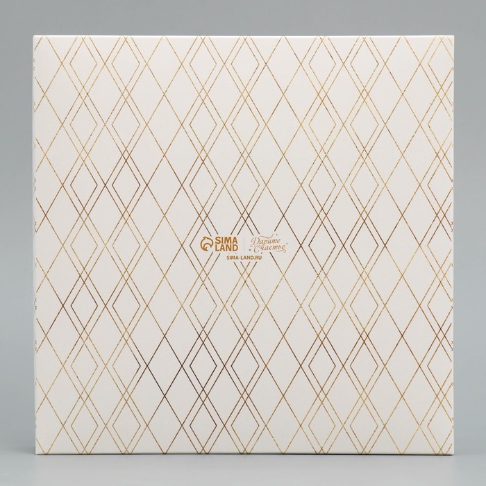 Коробка для конфет, кондитерская упаковка, 16 ячеек &laquo;Поздравляю от всей души&raquo;, 18.9 х 18.9 х 3.8 см