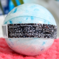 Бомбочка для ванны "С натуральным соком ежевики", 160 г Бомбочка для ванны "С натуральным соком ежевики", 160 г