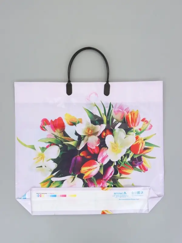 Пакет "Весенний вальс", полиэтиленовый с пластиковой ручкой, 38 х 34 + 3 см, 90 мкм