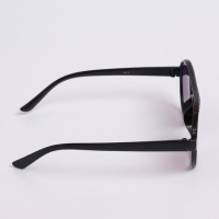 Очки солнцезащитные OneSun, UV 400, линза 5.5&times;6 см, дужка 14 см, ширина 14 см, чёрные