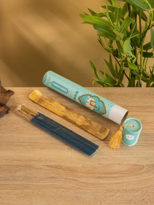 Благовония в тубусе "Сила цветов" 30 штук с деревянной подставкой