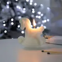 Свеча фигурная &laquo;Лошадка-качалка&raquo;, белая