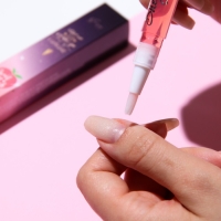 Масло для кутикулы в карандаше «Персик» Масло для кутикулы в карандаше «Персик»