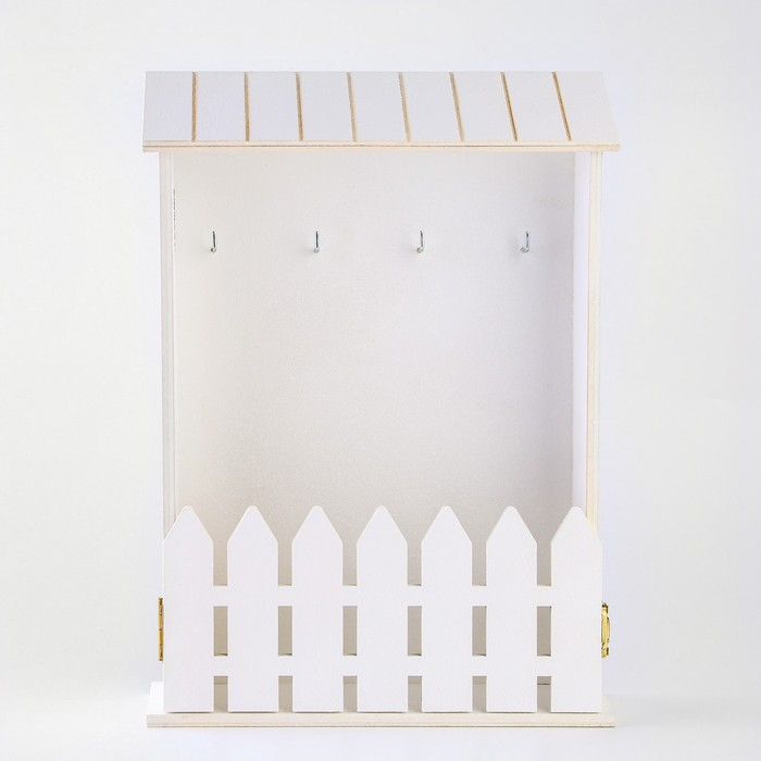 Ключница настенная &laquo;Белая&raquo;, 22,5 х 30,5 х 5,7 см.