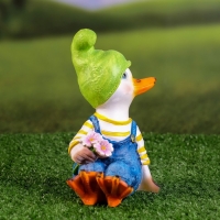 Садовая фигура "Утенок с цветами" 10x5,5x16см Садовая фигура "Утенок с цветами" 10x5,5x16см