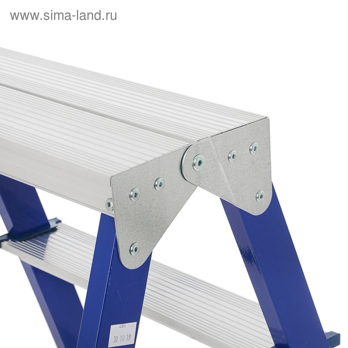 Стремянка ТУНДРА, комбинированная, двухсторонняя, 4 ступени, 870 мм Стремянка ТУНДРА, комбинированная, двухсторонняя, 4 ступени, 870 мм