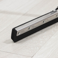 Водосгон для пола с металлическим черенком, основание нержавеющая сталь, 55 см Водосгон для пола с металлическим черенком, основание нержавеющая сталь, 55 см