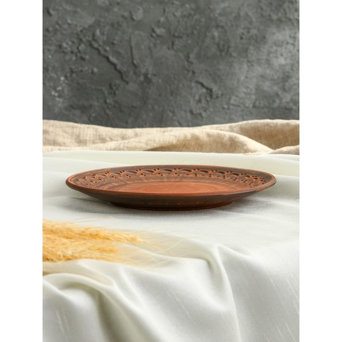 Тарелка "Тиана", декор, красная глина, 21 см