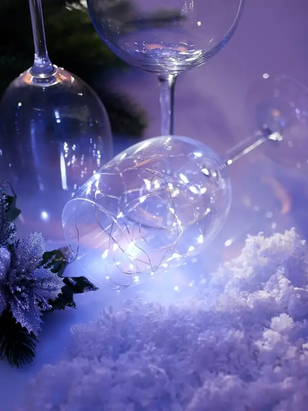 Гирлянда &laquo;Нить&raquo; 3 м, роса. IP20, серебристая нить. 30 LED, от батареек AG13&times;3, 3 режима, свечение белое