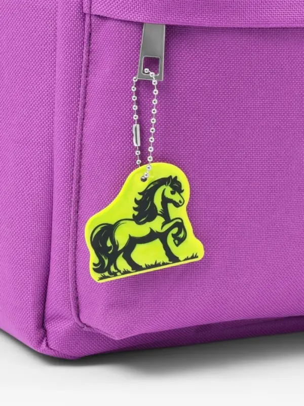 Светоотражающий элемент двусторон жеребец 4,8*4,4см цепочка салатовый АУ