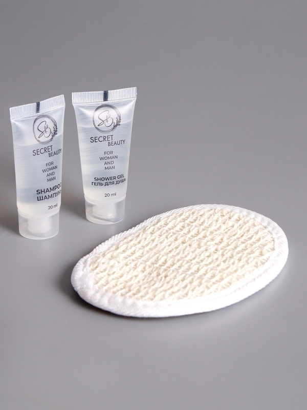 Набор для отелей (шампунь, гель для душа и мочалка) Набор для отелей (шампунь, гель для душа и мочалка)