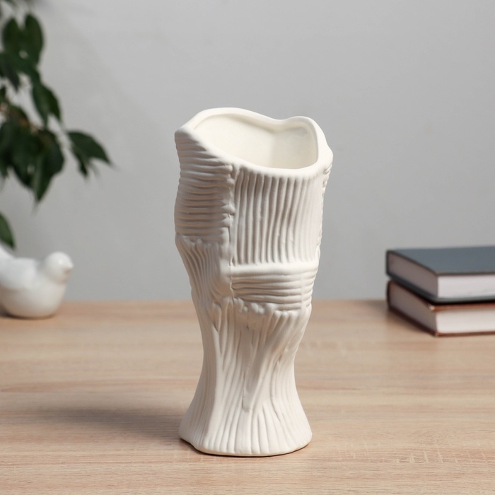 Керамическая ваза декоративная настольная &laquo;Теренс&raquo;, для цветов, сухоцветов, d-11 см, h-19.5 см, белый