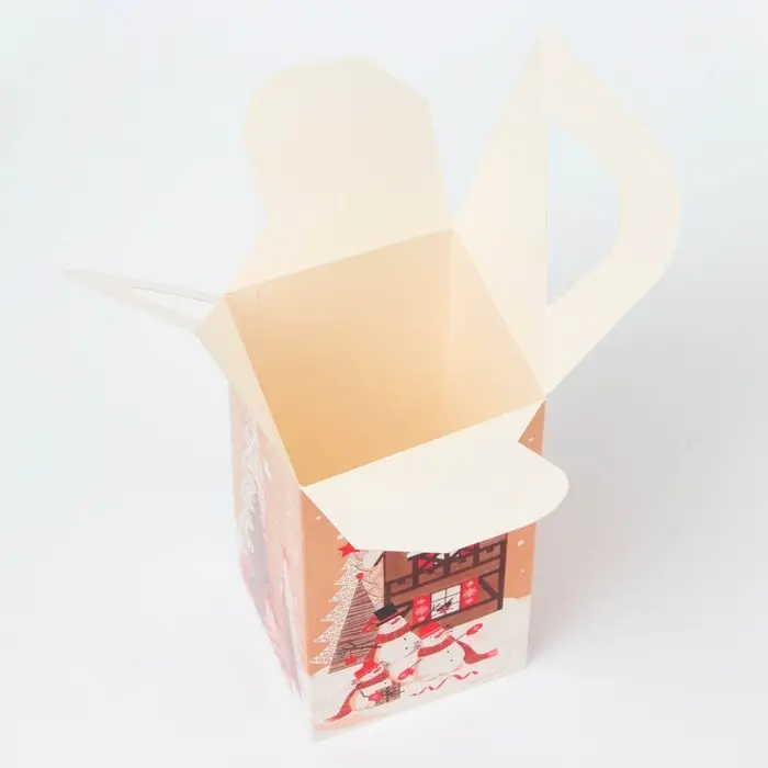 Подарочная коробка Новогодняя Четырехгранка большая &laquo;Елочки&raquo; 10&times;10&times;18 см