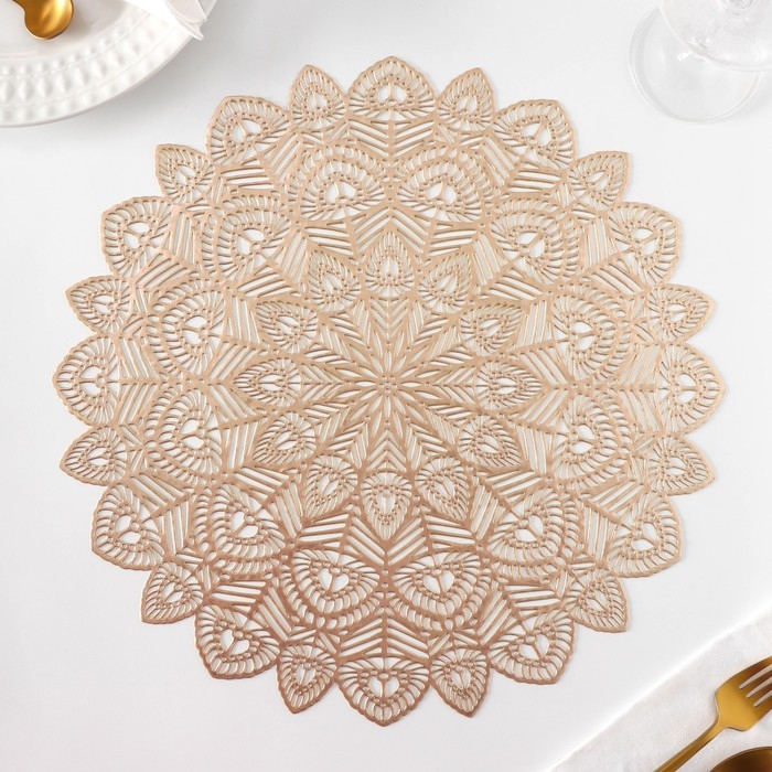 Салфетки сервировочные на стол Доляна &laquo;Цунами&raquo;, d=38 см, 4 шт, цвет золото