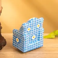 Сувенир &laquo;Кресло с ромашками&raquo;, 8.5&times;5.5&times;4.5 см, дерево